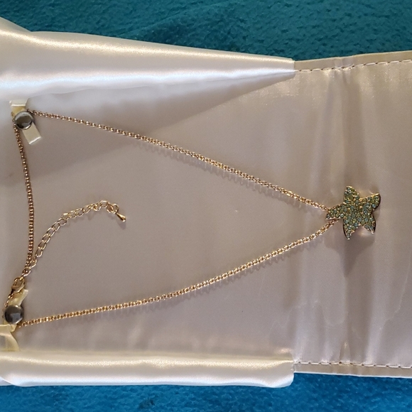 Starfish pendant necklace.  Never worn. Sparkles. About 18" + 3" extention - Picture 8 of 10